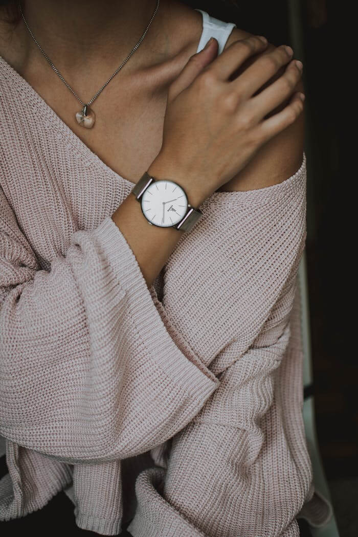 about-us-01 pexels photo 1374128 - Top Best Watch